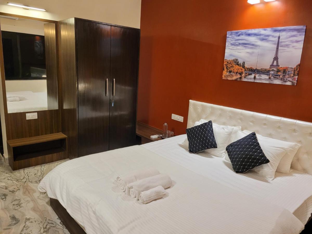 Luna Villa By Angel Stay - Three Bedroom Villa In Lonavala Exterior photo